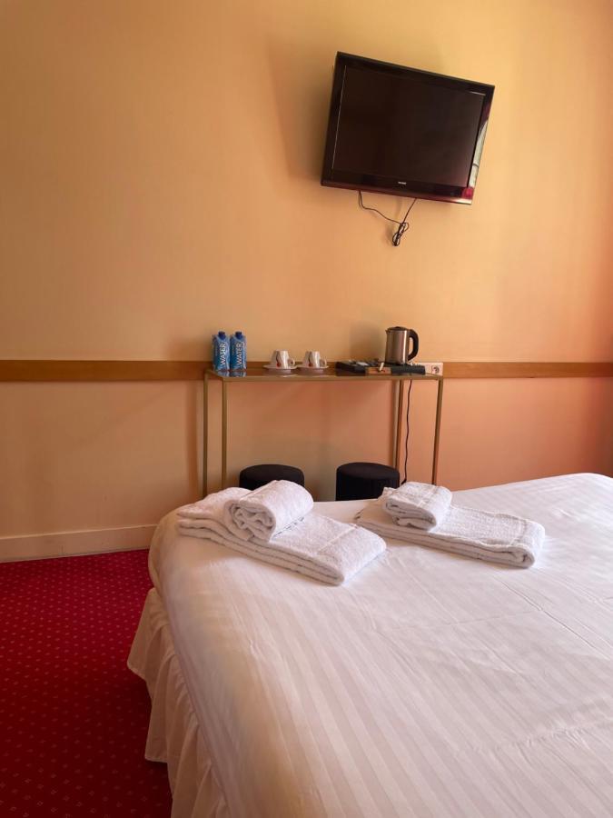 Hotel La Capitainerie Chateauneuf-sur-Loire Ngoại thất bức ảnh