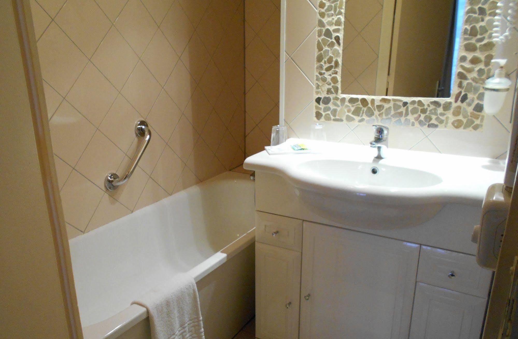 Hotel La Capitainerie Chateauneuf-sur-Loire Ngoại thất bức ảnh
