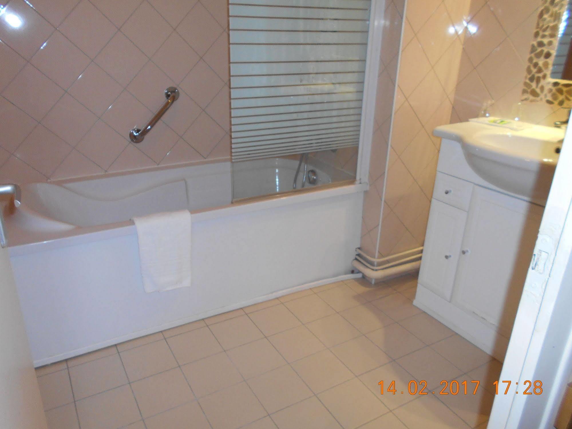 Hotel La Capitainerie Chateauneuf-sur-Loire Ngoại thất bức ảnh