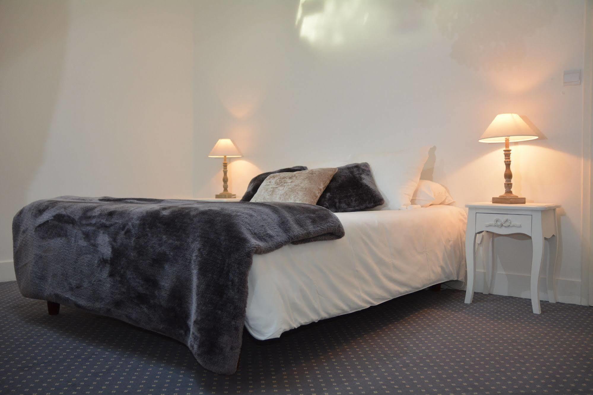 Hotel La Capitainerie Chateauneuf-sur-Loire Ngoại thất bức ảnh